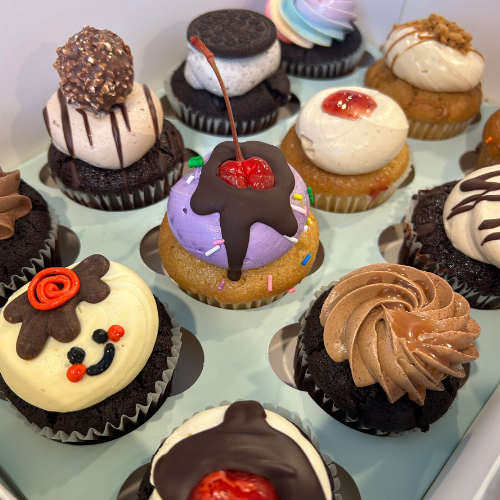 6 Pack Gluten-free NOT vegan Cupcakes (has Butter)